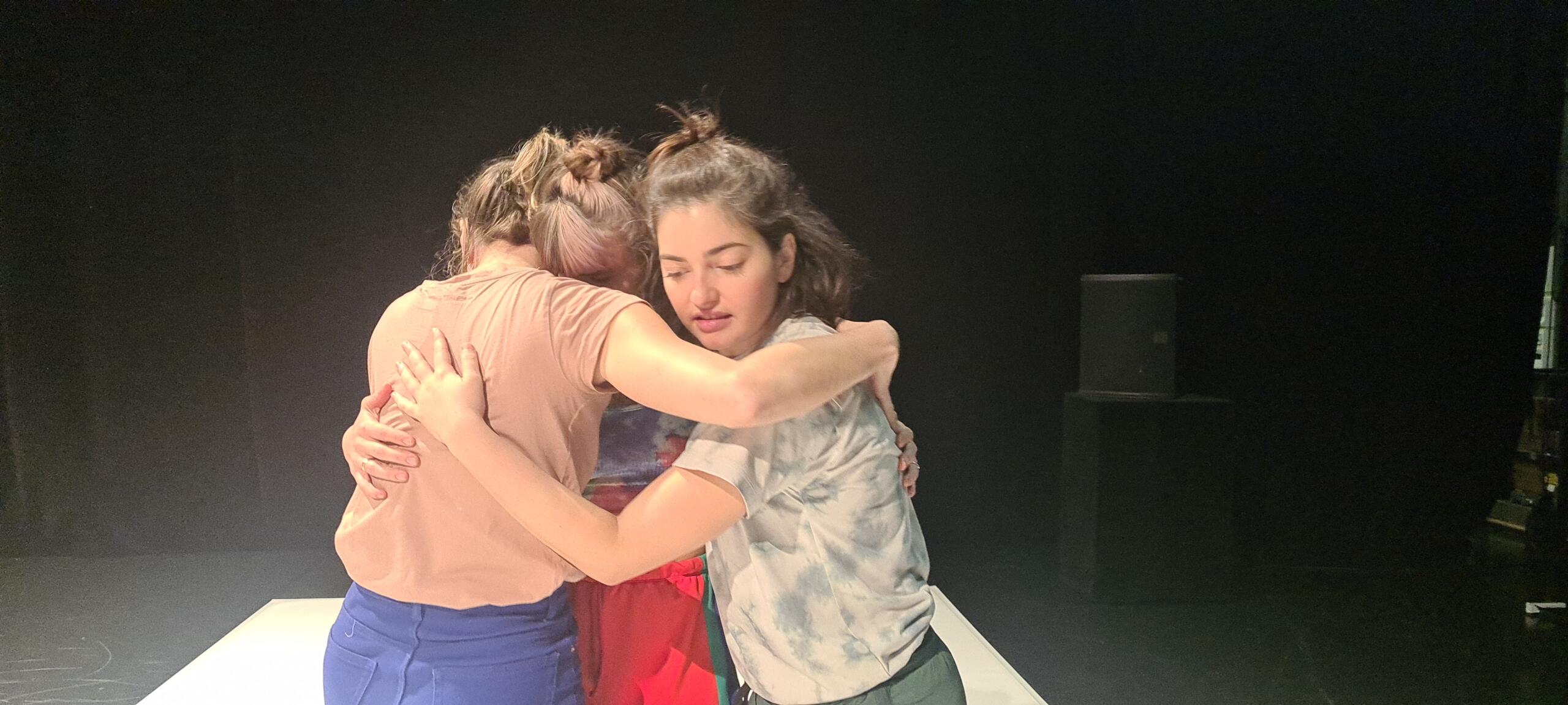 1-2-3 YIRI / Elles Dansent comme Si C&rsquo;était la Dernière Fois (trio, 2021).